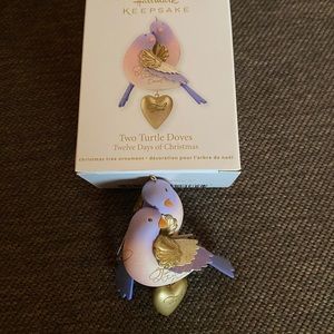 Hallmark Two Turtle Doves Ornament 2012